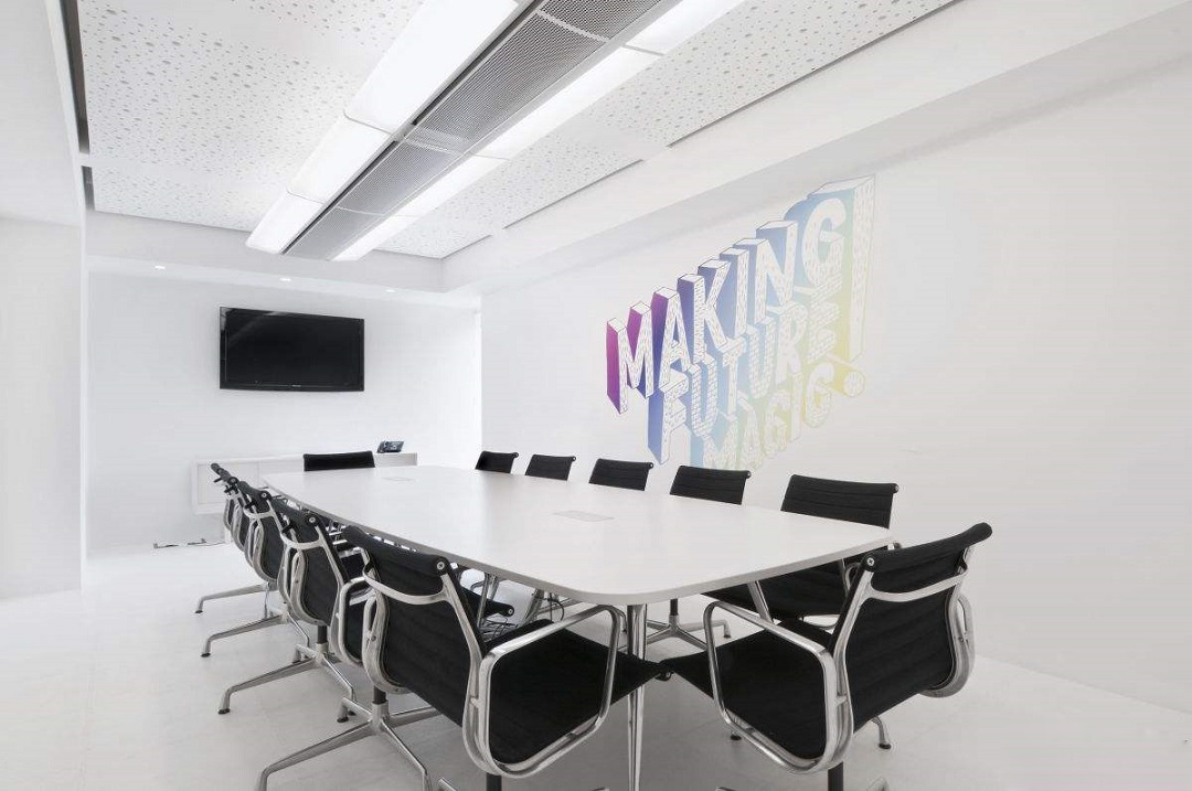 Meeting Room.jpg